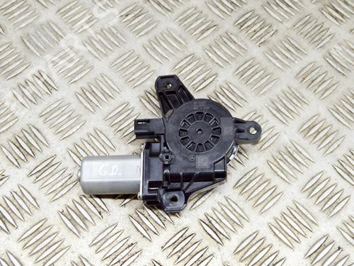 Used Right rear window motor MERCEDES-BENZ B-CLASS Sports Tourer (W247) B 180 (247.084) (136 hp) 27761401