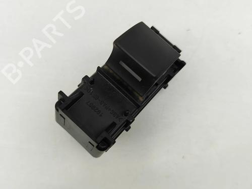 right-rear-window-switch-lexus-is-iii-_e3_-2013-27797212 main image