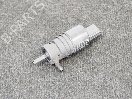 Washer pump BMW 5 Touring (F11) 525 d | BP14607526E24