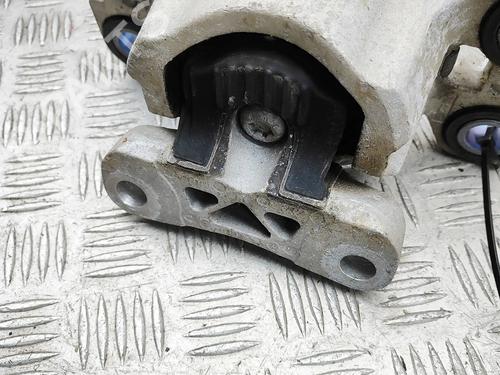 Engine mount LAND ROVER DISCOVERY SPORT (L550) 2.0 D 4x4 | BP38201654M89 - Image 7