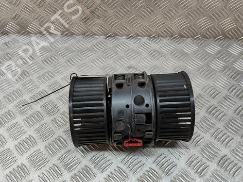 Used Heater blower motor OPEL VIVARO B Van (X82) 1.6 CDTI (05) (116 hp) 16076279