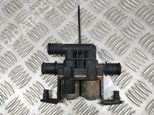 Used Auxiliary water pump BMW X5 (E70) xDrive 30 d (245 hp) 17076991