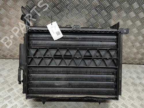 Used Grille Grille PEUGEOT 2008 II (UD_, US_, UY_, UJ_, UR_, UC_) e-2008 (UKZKXZ) (136 hp) 29227089 29227089