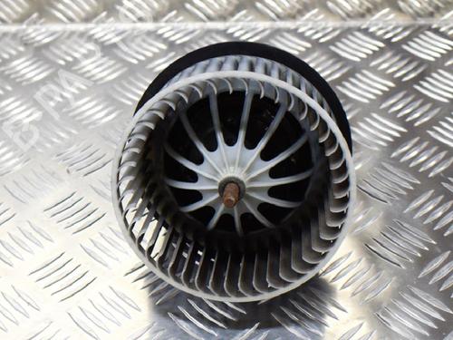 Used Heater blower motor VOLVO V60 I (155) D4 (190 hp) 6768038