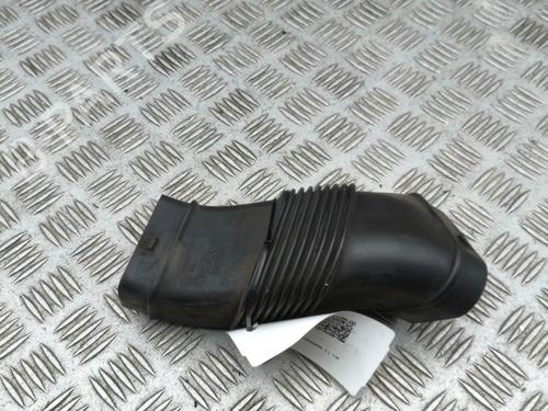 Used Pipe Pipe VOLVO S60 II (134) D3 (150 hp) 39719582 39719582