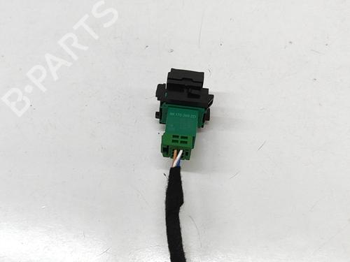 Switch PEUGEOT 2008 II (UD_, US_, UY_, UJ_, UR_, UC_) e-2008 (UKZKXZ) | BP29042504I30 
