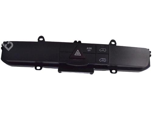 Used Warning switch Warning switch VW CRAFTER 30-50 Van (2E_) 2.0 TDI (109 hp) 33352751 33352751