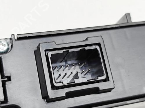 Switch JAGUAR F-PACE (X761) 2.0 TD4 AWD | BP33379518I30  - Image 6