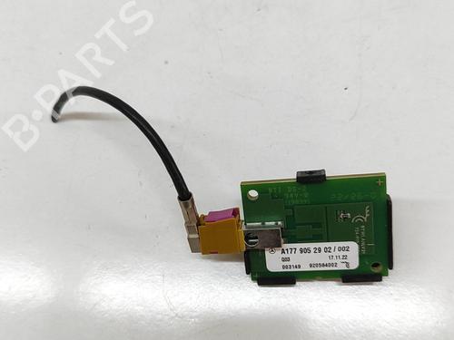 Used Antenna/Base MERCEDES-BENZ CLA (C118) CLA 200 (118.387) (163 hp) 28676074