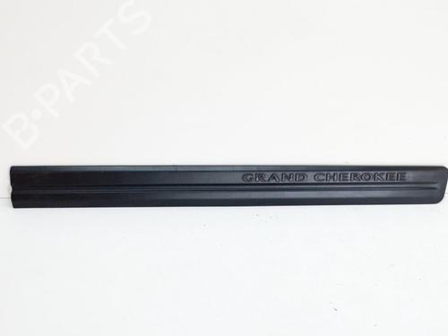 Used Door moulding trim JEEP GRAND CHEROKEE III (WH, WK) 3.0 CRD 4x4 (218 hp) 14638796