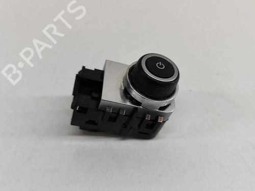 switch-jaguar-i-pace-x590-2018-27768422 main image