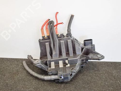 Used Fuse box Fuse box 6752521 6752521