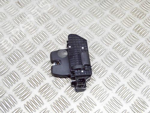 Tailgate lock PEUGEOT 2008 II (UD_, US_, UY_, UJ_, UR_, UC_) 1.2 PureTech 100 (USHNK) | BP11041941C101 