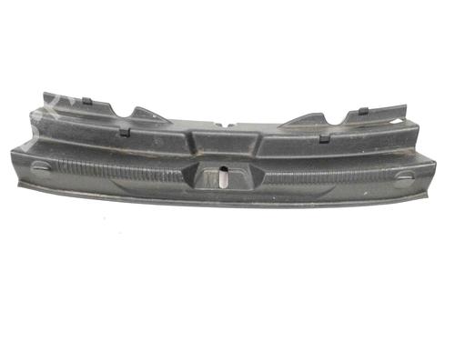 Used Tailgate trim JAGUAR XE (X760) 2.0 D (163 hp) 30228235