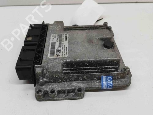 Used Engine control unit (ECU) OPEL VIVARO C Van (K0) 1.5 (120 hp) 28431714