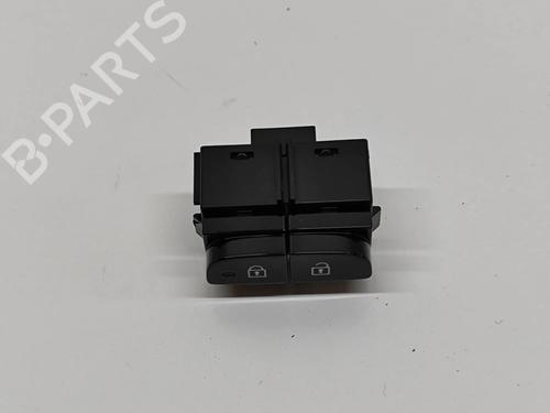 switch-polestar-polestar-2-534-2019-28561123 main image