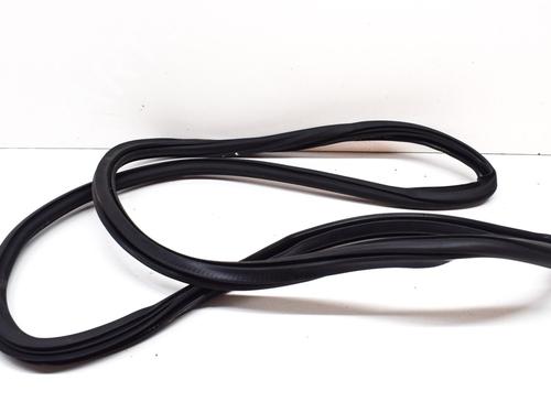 Used Rubber door seal AUDI Q5 (FYB, FYG) 40 TDI Mild Hybrid quattro (204 hp) 27762375