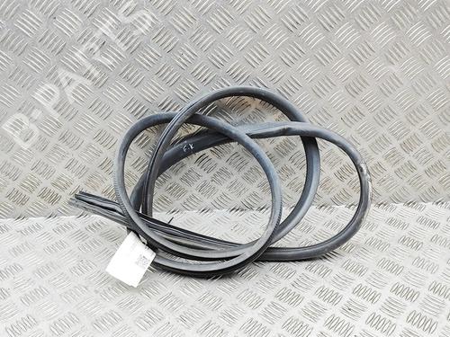 Used Rubber door seal ISUZU D-MAX II (TFR, TFS) 2.5 CRDi 4x4 (TFS86J) (163 hp) 32025675