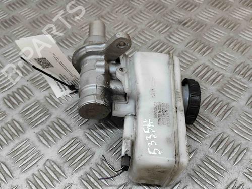 Brake fluid reservoir NISSAN NAVARA NP300 Pickup (D23, D23T) 2.3 dCi 4x4 (D231) | BP26017445M118