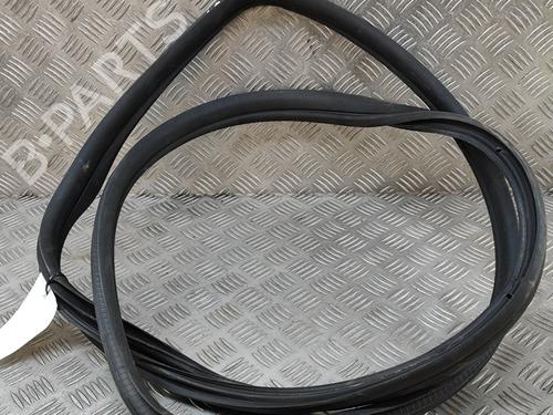 Used Rubber door seal MERCEDES-BENZ CLS (C218) CLS 350 CDI / d (218.323) (265 hp) 25912843