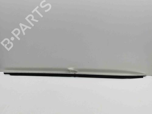 Used Door moulding trim SKODA SUPERB III Estate (3V5) 2.0 TDI (150 hp) 28434508