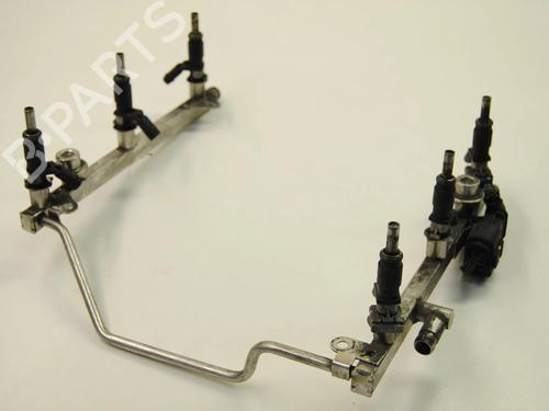 Used Injection rail MERCEDES-BENZ CLS (C219) CLS 350 (219.356) (272 hp) 30233236