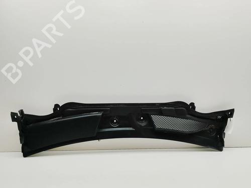 Windlauf für MERCEDES-BENZ CLA Coupe (C117) CLA 180 (117.342) (122 hp) 31339286