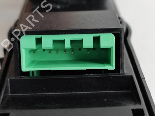 Switch VOLVO XC40 (536) B4 Mild-Hybrid | BP27770584I30 