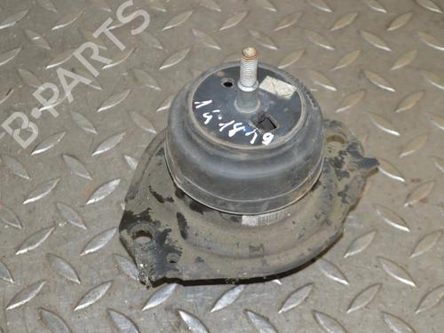 Motorophæng MASERATI LEVANTE SUV (M161) 3.0 Q4 (350 hp) 30221347