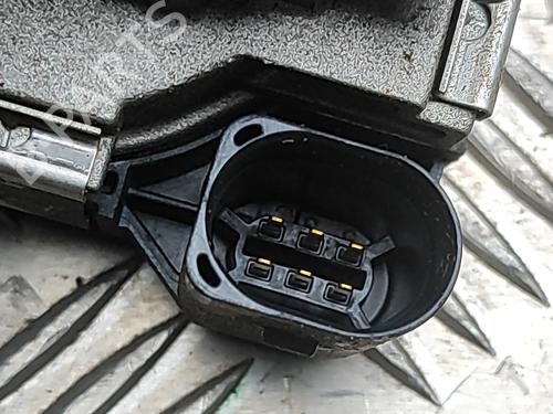 Throttle body FORD FIESTA VI (CB1, CCN) 1.0 | BP32269689M82