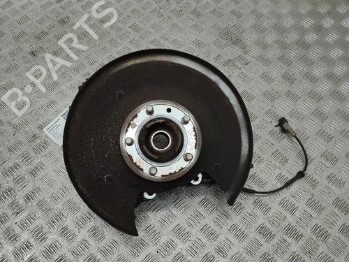 Used Left rear steering knuckle LAND ROVER DISCOVERY V (L462) 3.0 Td6 4x4 (258 hp) 30130572