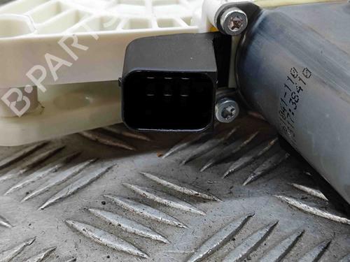 Front right window mechanism MERCEDES-BENZ CLA Coupe (C117) CLA 180 (117.342) | BP18605229C23 