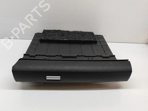 Used Glove box Glove box CITROËN C4 III (BA_, BB_, BC_) ë-C4 (BCZKXC, BZCKSC) (136 hp) 27783201 27783201