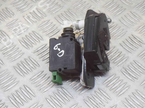 Tailgate lock LAND ROVER DISCOVERY IV (L319) 3.0 SDV6 4x4 | BP8839805C101 