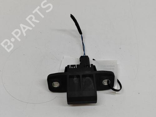 switch-mazda-cx-30-dm-2019-33372368 main image