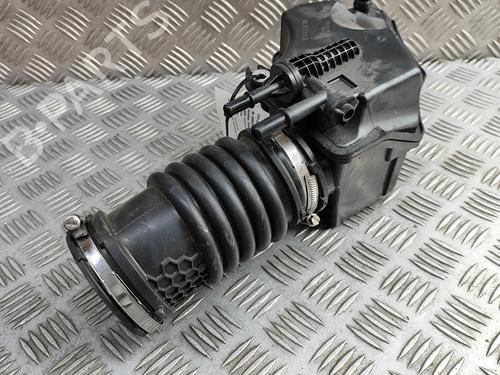 Used Pipe Pipe VOLVO XC40 (536) B4 Mild-Hybrid (197 hp) 27795886 27795886