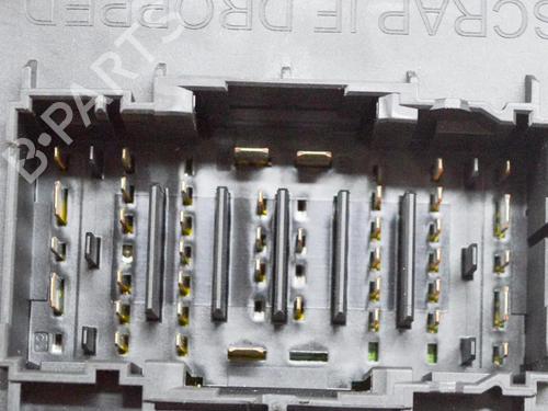 Fuse box FORD PUMA (J2K, CF7) 1.0 EcoBoost mHEV | BP27759152E1 - Image 4