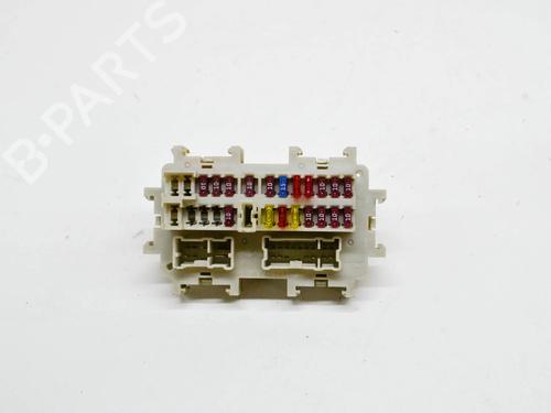 Used Fuse box Fuse box AUDI A4 B6 Convertible (8H7) 1.8 T quattro (163 hp) 10070254 10070254