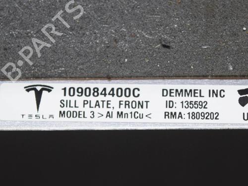 Trinbræt TESLA MODEL 3 (5YJ3) EV AWD | BP27748392C149 