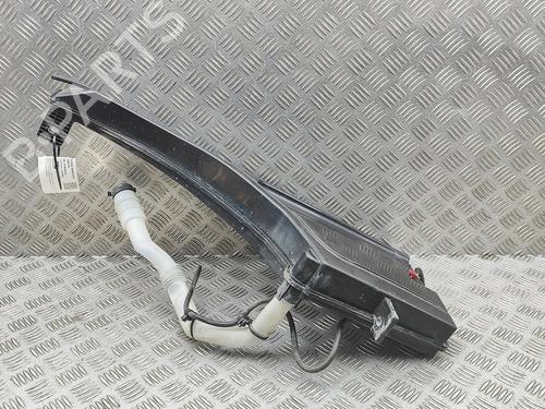 Used Windscreen washer tank MASERATI LEVANTE SUV (M161) 3.0 D Q4 (275 hp) 31859376