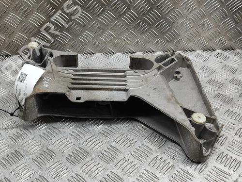 Used Gearbox mount Gearbox mount BMW 3 (G20, G80, G28) 320 i (184 hp) 24975272 24975272