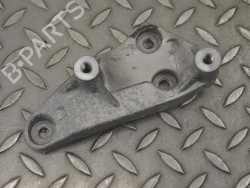 Used Support Support BMW 2 Gran Coupe (F44) 218 i (140 hp) 33362061 33362061