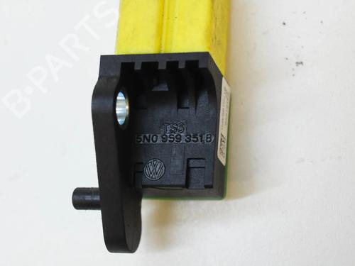 Electronic sensor VW PASSAT CC B6 (357) 2.0 TDI | BP9897900M84