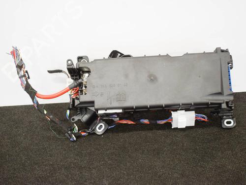 Used Fuse box Fuse box MERCEDES-BENZ CLA Coupe (C117) CLA 180 (117.342) (122 hp) 6755611 6755611
