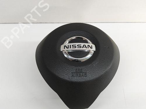 Used Driver airbag NISSAN LEAF (ZE1) Electric (150 hp) 28431575