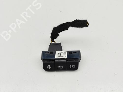 Used Switch CADILLAC ESCALADE 6.2 AWD (426 hp) 30394685