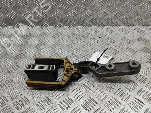 Used Engine mount VOLVO V60 II (225) B6 Mild-Hybrid AWD (299 hp) 29458617