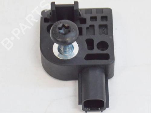 Elektronisk sensor TESLA MODEL S (5YJS) 75D AWD | BP20232928M84 