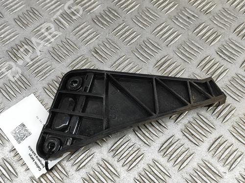 rear-bumper-bracket-infiniti-q30-2015-28564119 main image