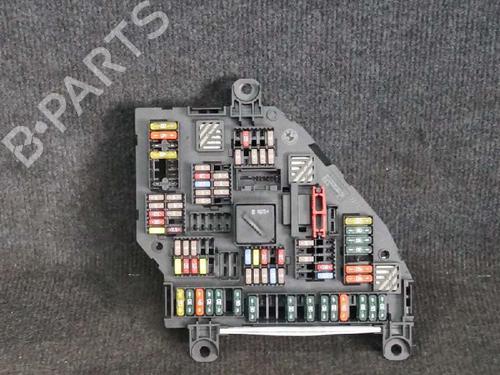 Used Fuse box BMW 5 (F10) 520 d (184 hp) 6725119